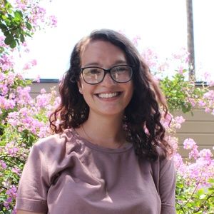 Meet your Posher, Courtney